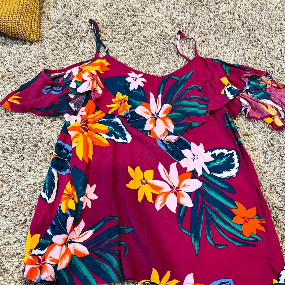 Old navy top